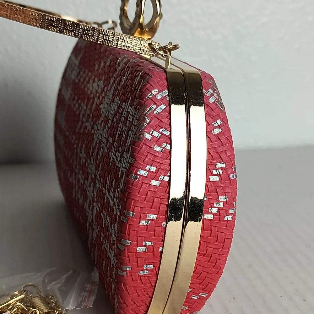 Woven Houndstooth Pattern Evening Clutch Bag Clasp Closure Strap Metal Red
